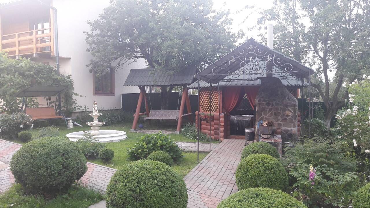 U Romana Яремче Екстер'єр фото